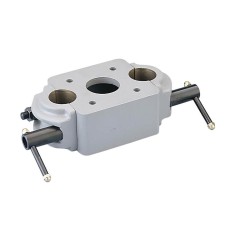 Vinten Accessory 4-Bolt Flat Base Scaffold Clamp