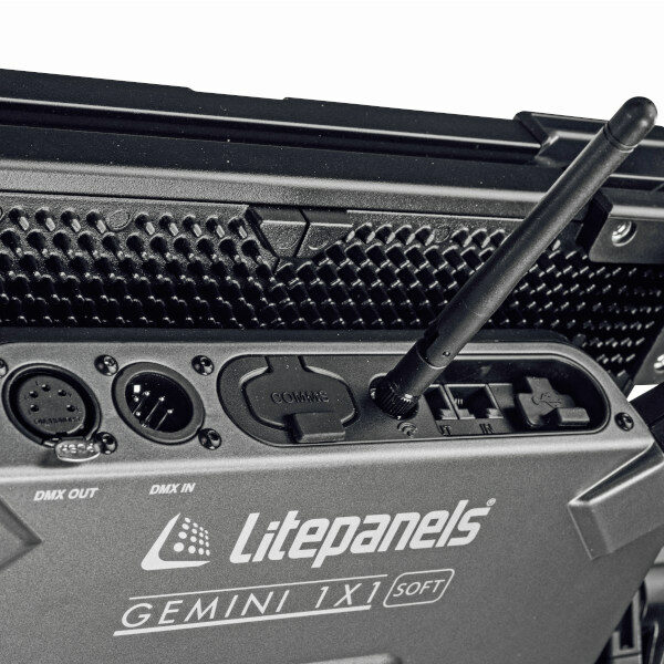 Litepanels Gemini 1x1 Soft RGBWW LED Panel (Pole-Operated Yoke, EU Power Cable)