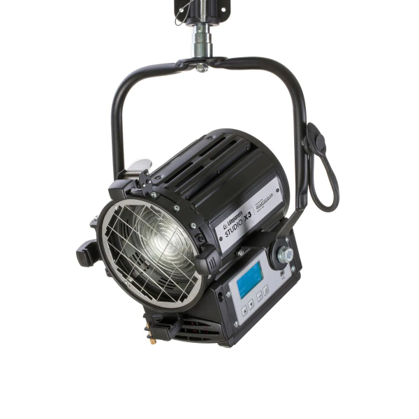 Litepanels Studio X3 Daylight 100W LED Fresnel with Standard Yoke (EU)